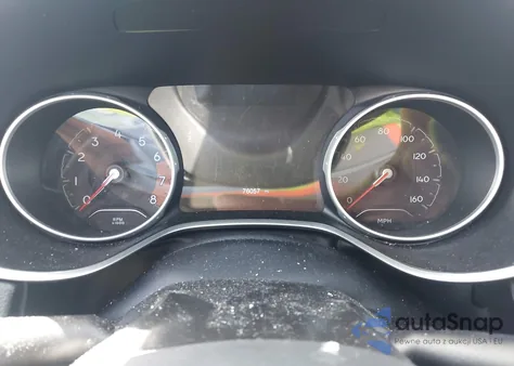 2018 Jeep Compass Latitude 4X4 из США, поврежденный, VIN 3C4NJDBBXJT433872